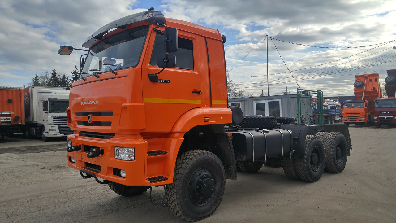 Седельный тягач КАМАЗ-65225-6015-53